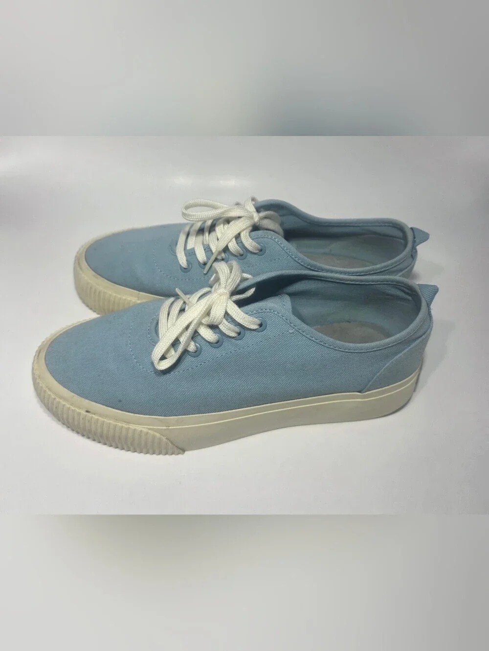 Everlane Women's Canvas Lace Up Sneakers Light Blue Casual Shoes Size 8.5